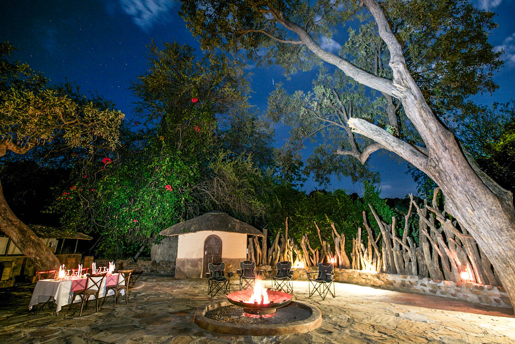 Tuli Safari Lodge